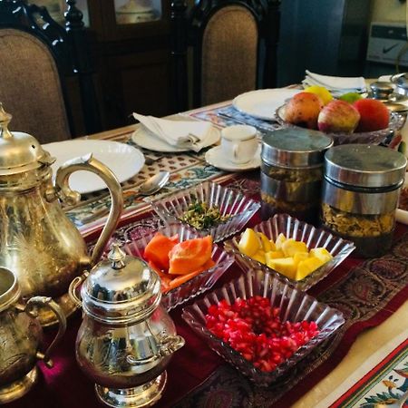 Aashray Lägenhet Varanasi Exteriör bild